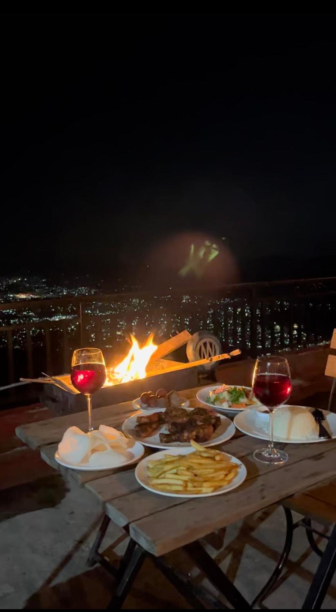 Superview Lodge, Best Himalayan Sunrise In Sarangkot Pokhara Exterior photo